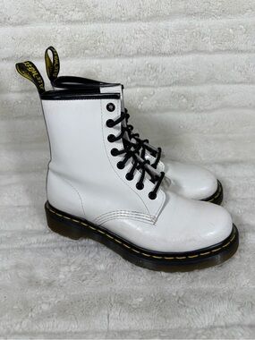 Dr Martens 1460 White Patent Leather Combat Boots Lace Up Womens 7 Docs Y2K